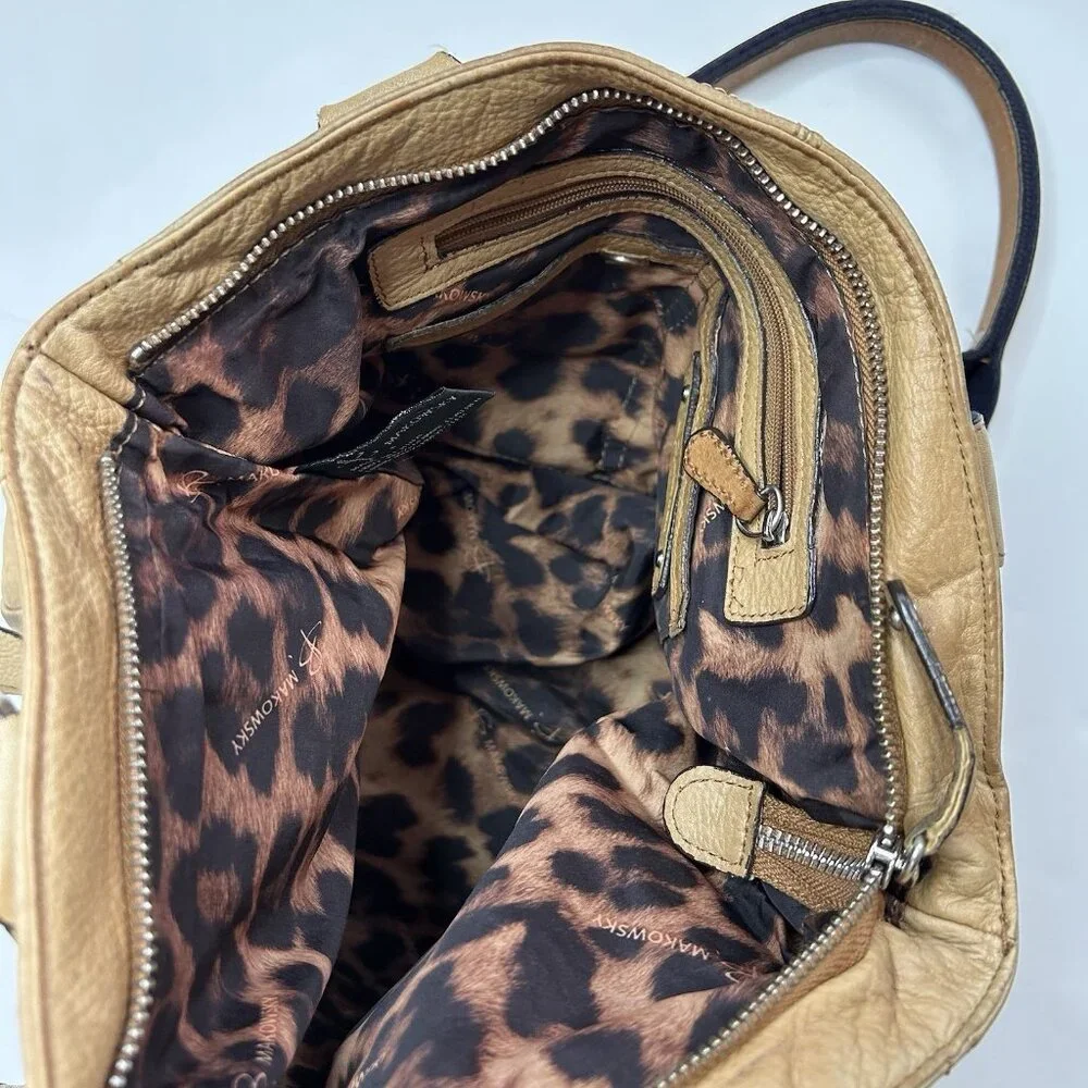 B. Makowsky Tan Leather Shoulder Bag Silver Hardware Leopard Print Lining Hobo